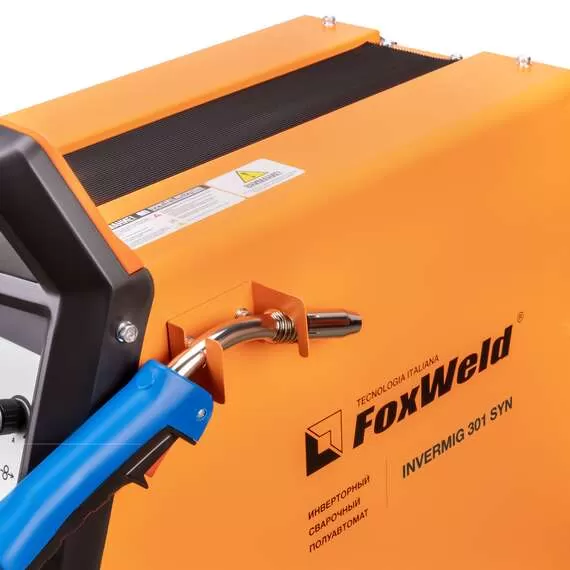 FoxWeld INVERMIG 301 SYN Сварочный полуавтомат в Екатеринбурге, Напряжение: 380 В, Максимальный ток сварки/резки: 300 А купить по выгодной цене 100kwatt.ru