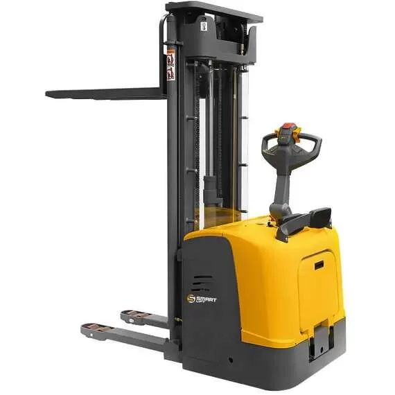 SMARTLIFT CDDK15-III 1500 кг 5,6 м 240 Ач Штабелер электрический самоходный с площадкой в Екатеринбурге купить по выгодной цене 100kwatt.ru