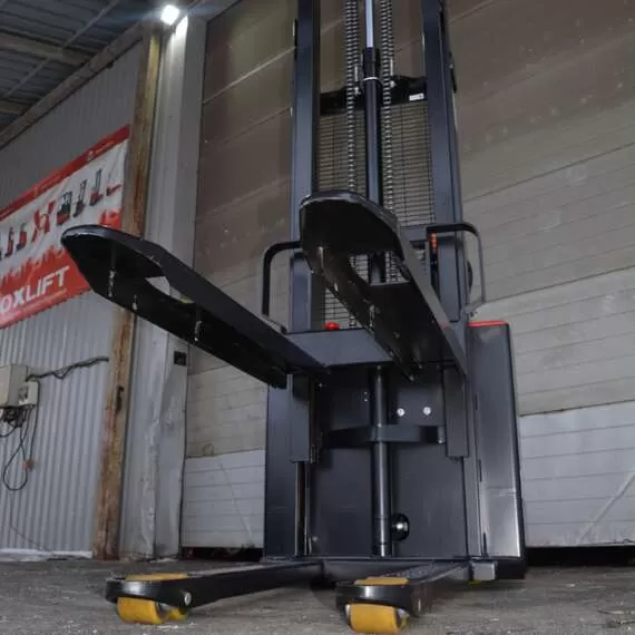 OXLIFT AX 1230H 3000 Мм 1200 Кг Самоходный Штабелер в Екатеринбурге купить по выгодной цене 100kwatt.ru